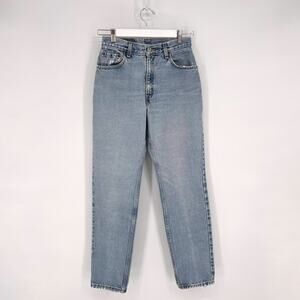 Levi’s Vintage 550 Relaxed Tapered Leg Light Wash Jeans Women’s Size 25